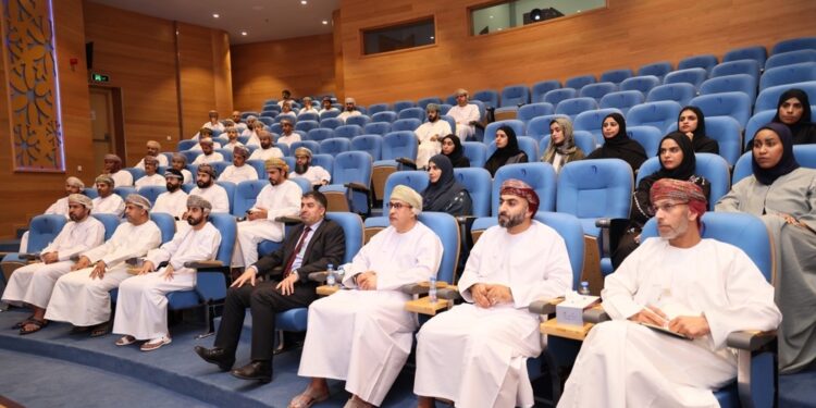 جهاز الرقابة ينفذ لقاءً توعويًّا لمنتسبي هيئة تنظيم الاتصالات