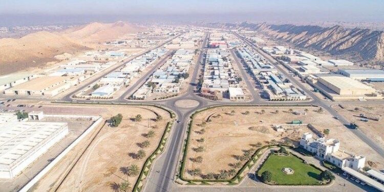 “ التجارة والصناعة” تطلق حملة توعوية بعنوان “معًا لضمان حرية المنافسة”