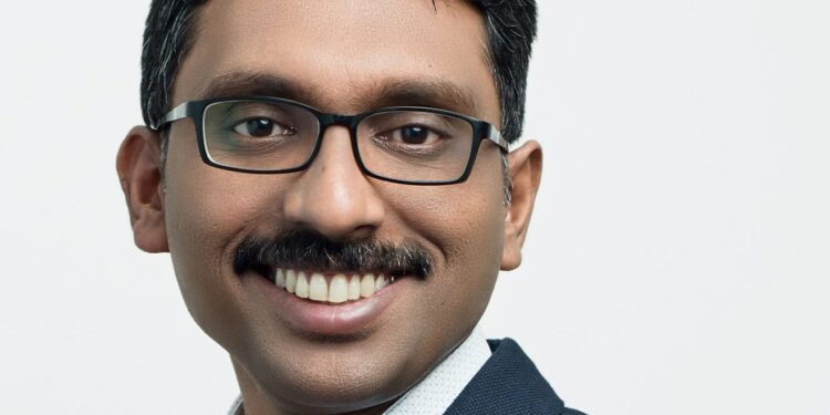 زوهو تدمج “شات جي بي تي” في تطبيقاتها لتعزيز قدرات الذكاء الاصطناعي التوليدي