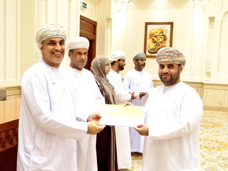التعريف باستراتيجيات الإنجاز الشخصي ومنظومة إجادة بتعليمية شمال الباطنة 7 39326e45 d916 47a1 8532 cc7d1e9f849d