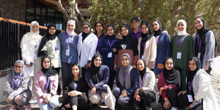 انطلاق النسخة الثانية من برنامج القيادة النسائية الشابة "سدرة" 1 انطلاق النسخة الثانية من برنامج القيادة النسائية الشابة “سدرة”