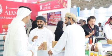 الشركات العمانية توقّع عقوداً ومذكرات تفاهم في معرض “سعودي فود”