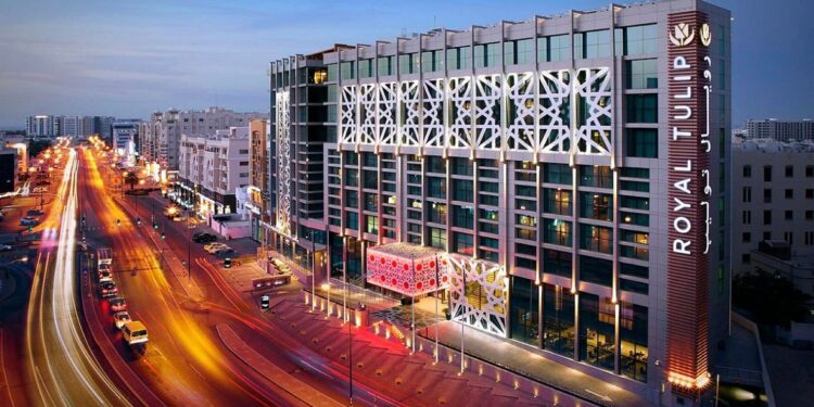 فندق رويال توليب مسقط يحصل على جائزة أفضل الأفضل بين فنادق مسقط لعام ٢٠٢٣ 1 فندق رويال توليب مسقط يحصل على جائزة أفضل الأفضل بين فنادق مسقط لعام ٢٠٢٣