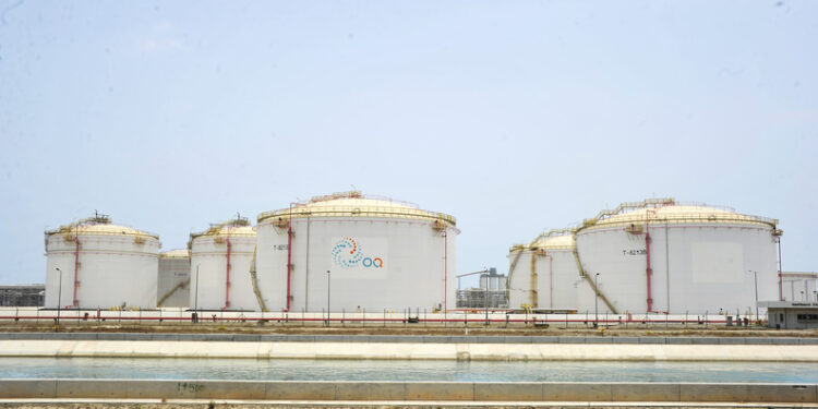 ارتفاع إنتاج المصافي والصناعات البترولية بنسبة 30.8 بالمائة 1 ارتفاع إنتاج المصافي والصناعات البترولية بنسبة 30.8 بالمائة