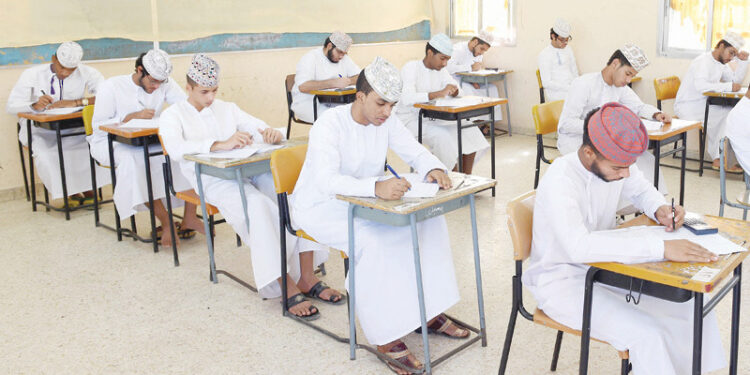 غداً.. بدء امتحانات الدبلوم العام في 361 مركزا بمختلف المحافظات