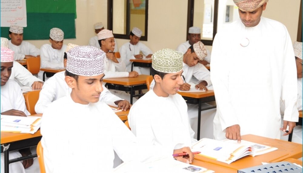 49754 طالبًا وطالبة.. مُسجلون في نظام القبول الموحد