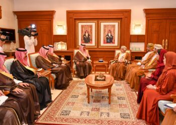 إطلاق مبادرات مشتركة في القطاع السياحي بين سلطنة عُمان والسعودية