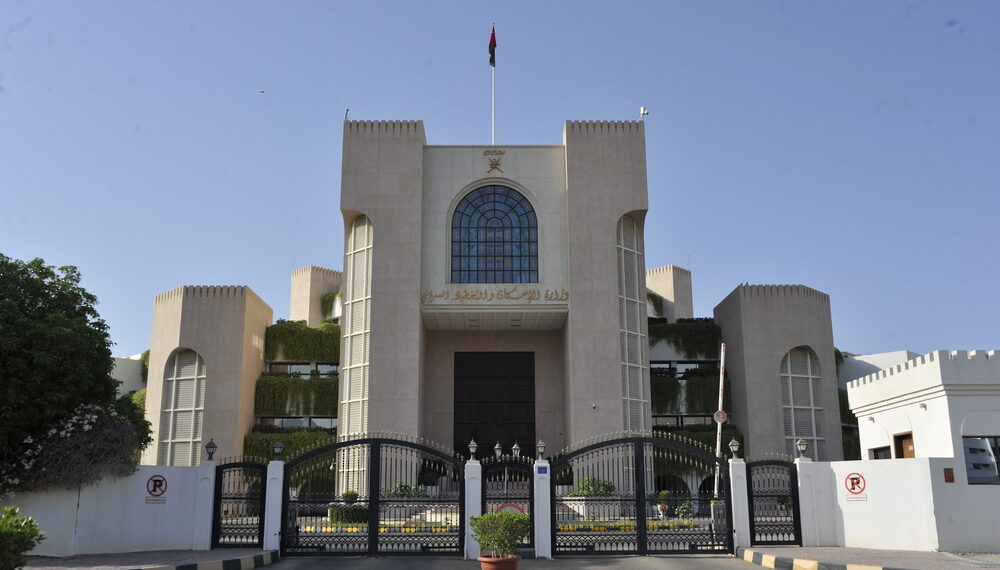 بقيمة 26 مليونًا و400 ألف ريال عُماني دعم 403 أسر بمحافظتي شمال وجنوب الشرقية ضمن برنامج المساعدات السكنية