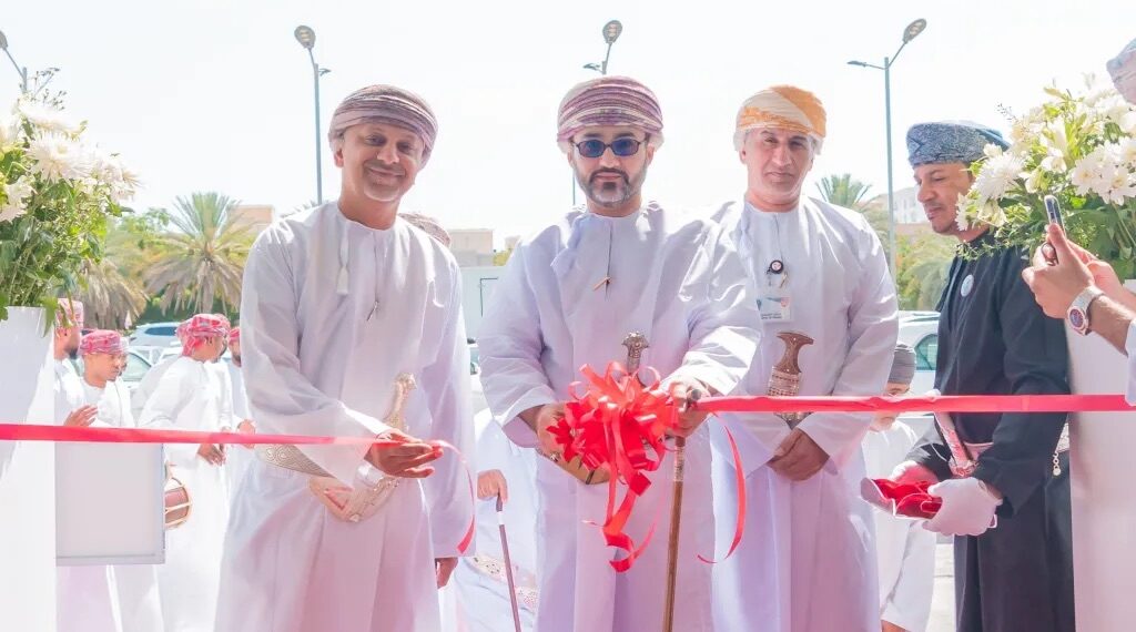 بنك مسقط يحتفل رسميًا بافتتاح فرع جديد في منطقة الحيل بولاية السيب 1 بنك مسقط يحتفل رسميًا بافتتاح فرع جديد في منطقة الحيل بولاية السيب