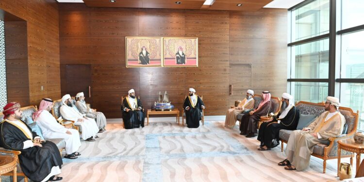 بعثة الحج العُمانية تغادر إلى الديار المقدسة