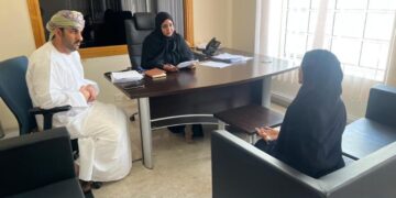 “العمل” تجري مقابلات شخصية لعدد من الباحثين عن عمل بشمال الباطنة