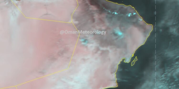 “الأرصاد” : بداية نشاط السحب المحلية على سلسلة جبال الحجر 1 “الأرصاد” : بداية نشاط السحب المحلية على سلسلة جبال الحجر