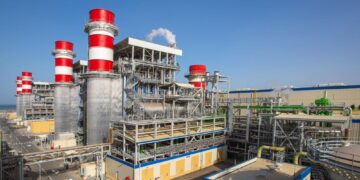 ارتفاع إجمالي إنتاج الكهرباء والمياه في سلطنة عُمان حتى نهاية مارس 2023