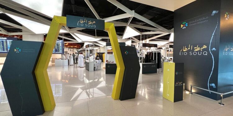 “مطارات عُمان” تنظم فعالية “هبطة المطار” لدعم مشاريع الموظفين والشركات التابعة