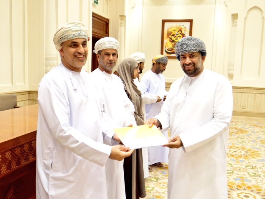 التعريف باستراتيجيات الإنجاز الشخصي ومنظومة إجادة بتعليمية شمال الباطنة 10 a7d3acef c604 4330 bf0d 473fed3dcc91