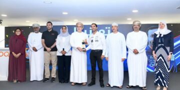 أوكيو تقيم حفل استقبال لبطل سباق السيارات أحمد الحارثي