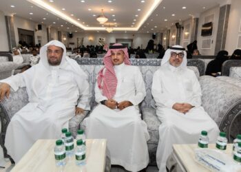 فريق همسات الثقافي بالأحساء يكرم أكثر من ٢٠٠ شخصية متفوقة ومتميزين بالعمل التطوعي