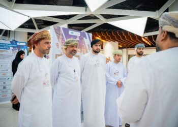 “مطارات عُمان” تنفذ فعالية الحملة التعريفية بالقيمة المحلية المضافة بمطار مسقط الدولي