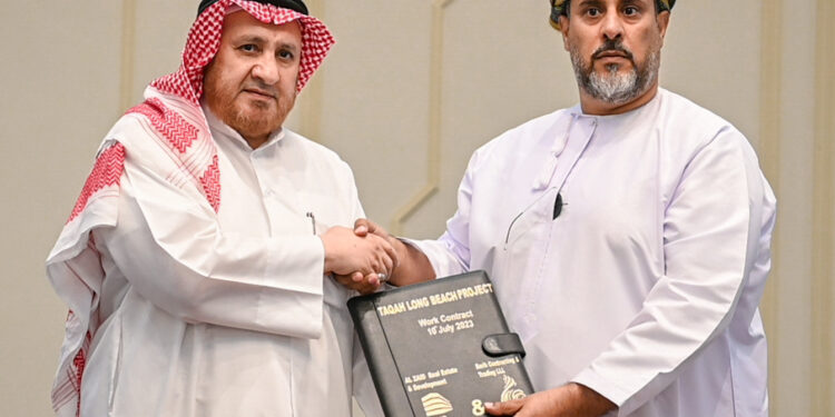 التوقيع على اتفاقية إسناد مشروع طاقة “لونغ بيتش العقاري” بولاية ⁧‫طاقة‬⁩