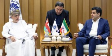 مباحثات عُمانية إيرانية لتعزيز التبادل التجاري ودعم القطاع الخاص