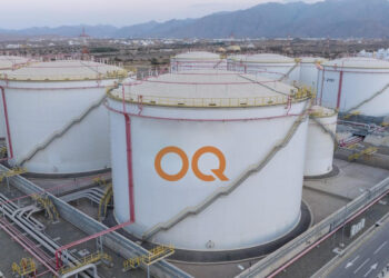 وكالة “فيتش” ترفع تصنيف مجموعة “أوكيو” إلى المستوى “bbb-” وتعدّل النظرة المستقبلية إلى “إيجابية”