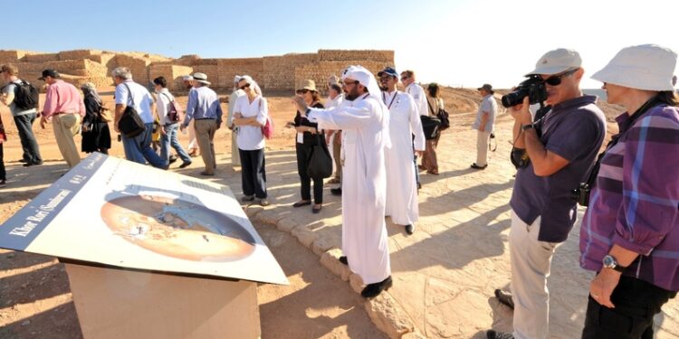 تقرير دولي يكشف عن نمو القطاع السياحي في سلطنة عُمان