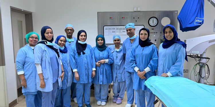 الأولى من نوعها.. عملية جراحية لعلاج حالة قصور الصوت البلوغي