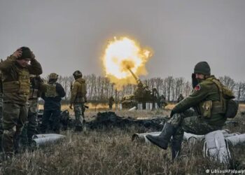 الولايات المتحدة والحرب الأوكرانية: بين استنزاف مخزونات السلاح وشبح الهزيمة