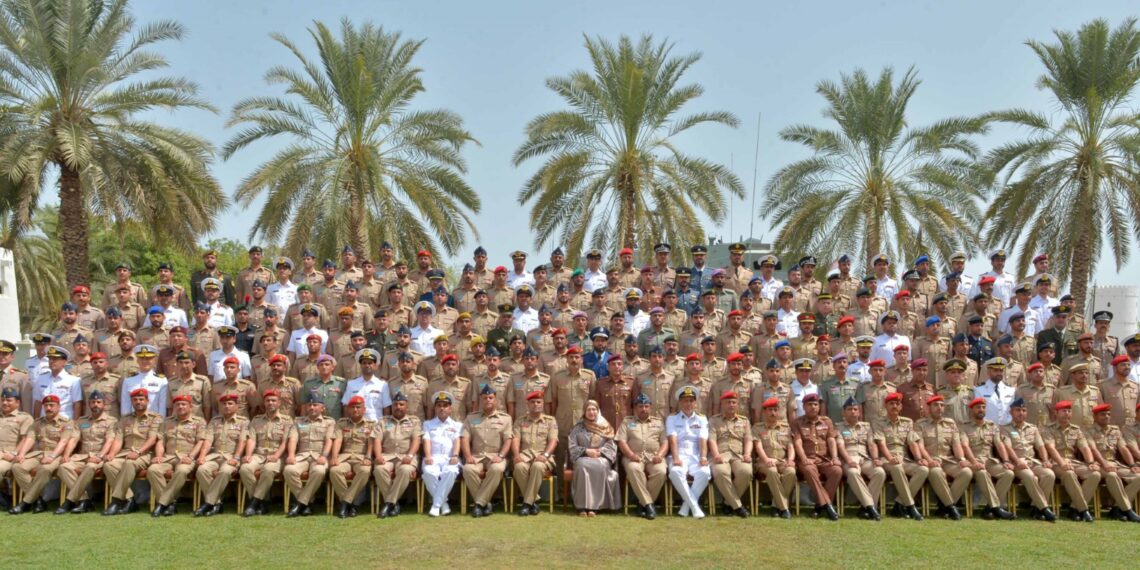تخريج الدورة الـ36 لكلية القيادة والأركان المشتركة