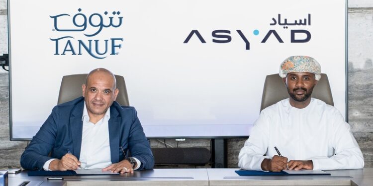 ميناء خزائن البرّي يوقع اتفاقية مع “مياه تنوف” للاستفادة من خدمات التخزين والنقل والمناولة