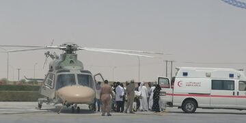 طيران الشرطة ينقل مواطنتين من ولاية هيماء إثر تعرضهن لإصابات بليغة نتيجة حادث مروري