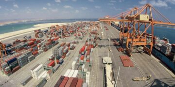 8.7 مليار ريال عُماني نموًّا بالناتج المحلي الإجمالي بالأسعار الثابتة في الربع الأول من ٢٠٢٣م