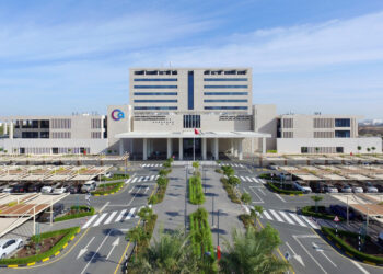 مركز السُّلطان قابوس المتكامل لعلاج وبحوث أمراض السرطان.. تقنياتٌ متقدمةٌ في علاج السرطان وبحوثه