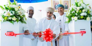 بنك مسقط يفتتح مركز أصالة لزبائن الأعمال المصرفية المميزة بفرع ولاية إزكي 