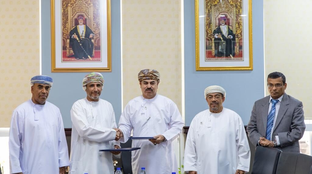 آرا للبترول توقع مذكرة تفاهم مع الجامعة الوطنية للعلوم والتكنولوجيا 1 آرا للبترول توقع مذكرة تفاهم مع الجامعة الوطنية للعلوم والتكنولوجيا