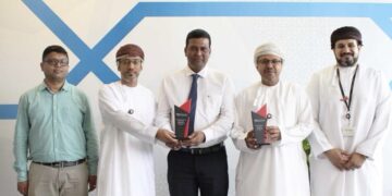 بنك مسقط يتوّج بجائزة تطبيق الهاتف الرائد في السلطنة من مؤسسة عالميّة