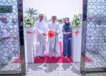 بنك مسقط يحتفل بانتقال فرع المؤسسات والشركات إلى موقع جديد بولاية صحار