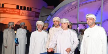 جهاز الاستثمار العماني يدشن أحدث سفينة صيد