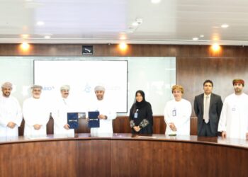 البنك الوطني العماني يوقع اتفاقية تمويل إستراتيجية مع صندوق عمان العقاري من خلال نافذته للصيرفة الإسلامية “مزن”