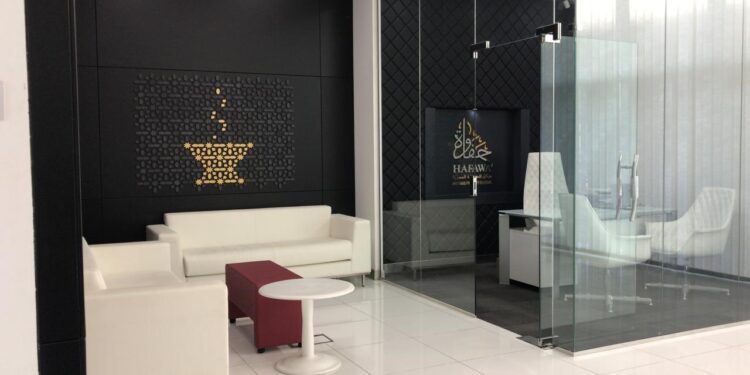 حفاوة من ميثاق للصيرفة الإسلامية يمنح الزبائن تجربة مصرفية مميزة 1 حفاوة من ميثاق للصيرفة الإسلامية يمنح الزبائن تجربة مصرفية مميزة