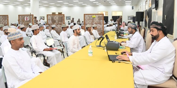 الكلية العسكرية التقنية تواصل إجراءات القبول والتسجيل لدفعة جديدة من المؤسسات الأكاديمية 1 الكلية العسكرية التقنية تواصل إجراءات القبول والتسجيل لدفعة جديدة من المؤسسات الأكاديمية