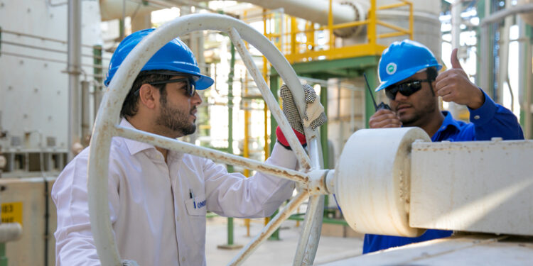 سلطنة عُمان الـ ٥٦ عالميًّا في تقرير الأداء الصناعي التنافسي للعام ٢٠٢٣م