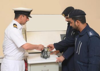 براءة اختراع لجهاز الروبوت لصيانة وتجبير بدن السفن تحت الماء