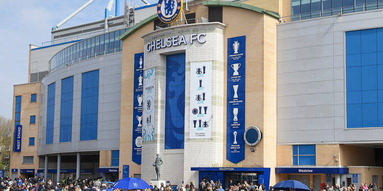 الأحد المُقبل.. انطلاق الشراكة بين الطيران العُماني وتشيلسي مع أول مباراة للنادي هذا الموسم