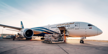 الطيران العُماني يحقق نموًّا في أحجام الشحن بنسبة 42 بالمائة