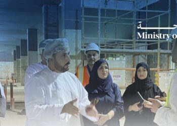 فريق من وزارة الصحة يقوم بزيارة لعدد من المؤسسات الصحية للاطلاع على جودة الخدمات الصحية في مسندم