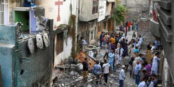 سلطنة عُمان تدين أعمال التخريب للكنائس والمنازل بمدينة فيصل آباد شرق باكستان