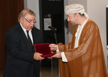 الرئيس الروسي يمنح الأمين العام للمتحف الوطني “ميدالية بوشكين”