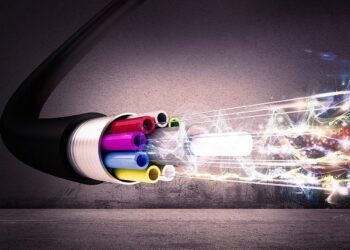 تخطى عدد مشتركي شبكة الألياف البصرية (الفايبر) حاجز الربع مليون بواقع 250,046 مشترك