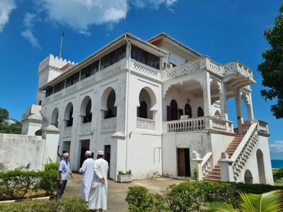 القصور السلطانية في زنجبار (4) “استراحة السعادة” 4 IMG 3698